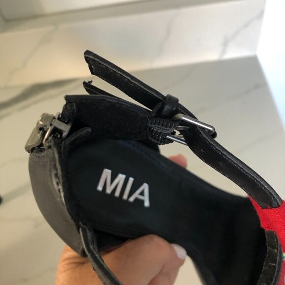 Mia Shoes Rama Colorful Stitched Black Heels Sz 9 - Picture 5 of 11